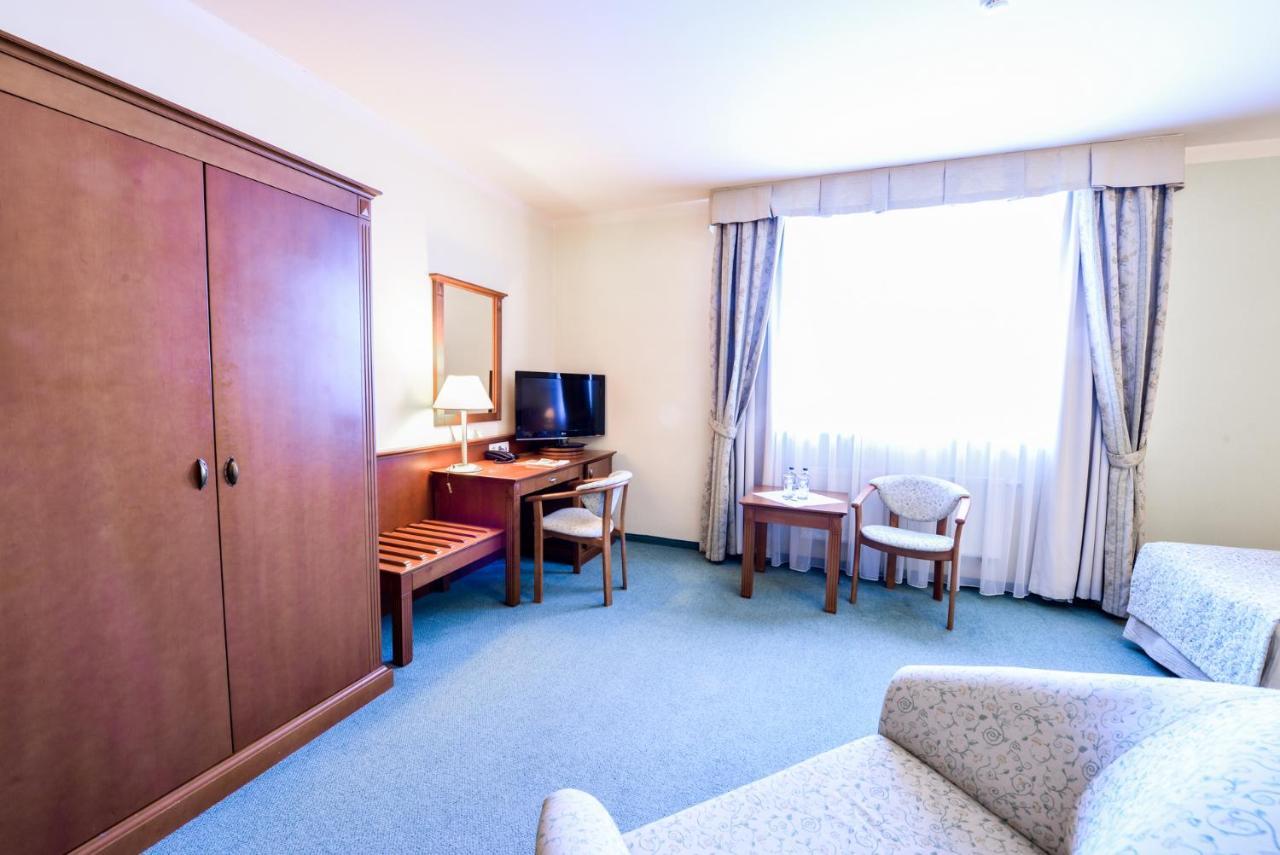 Spa Hotel Jawor 야우르츠 외부 사진