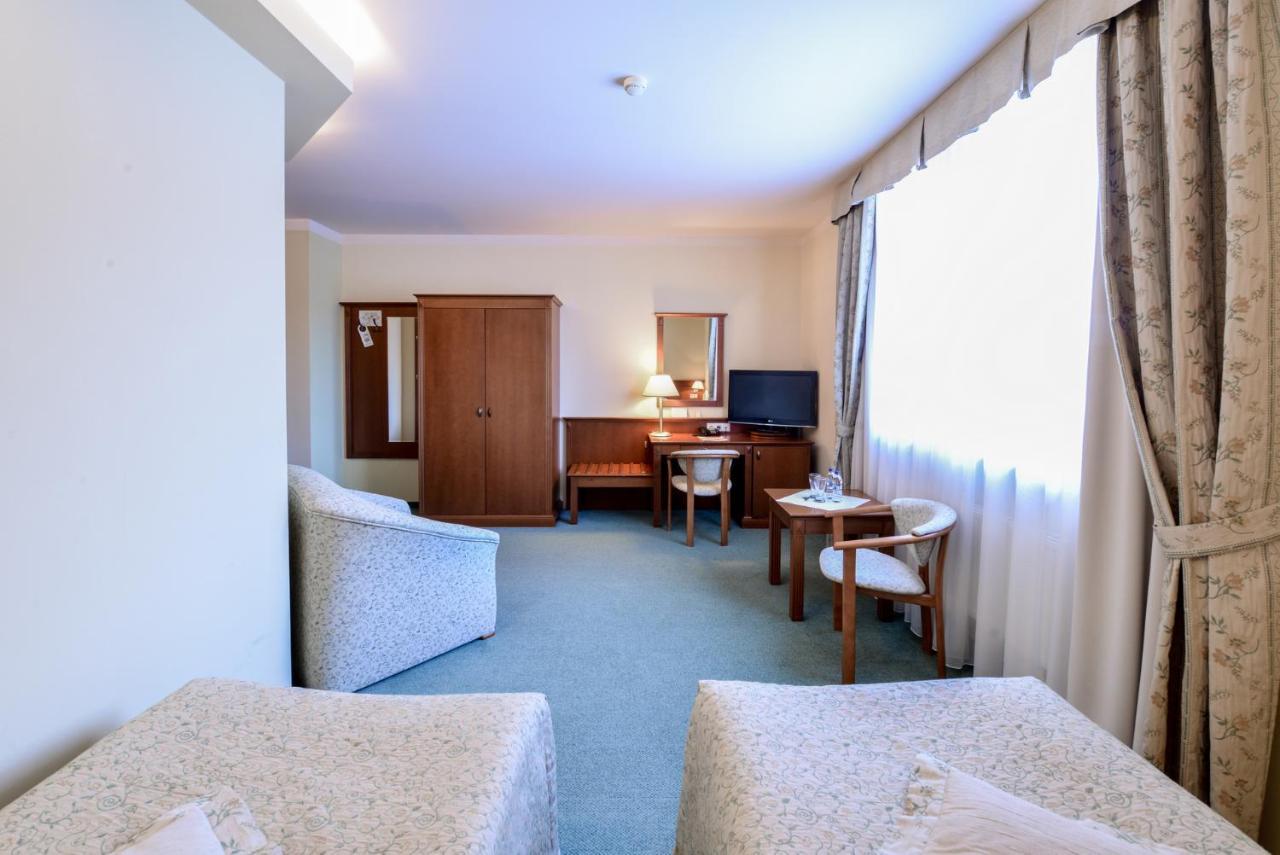 Spa Hotel Jawor 야우르츠 외부 사진